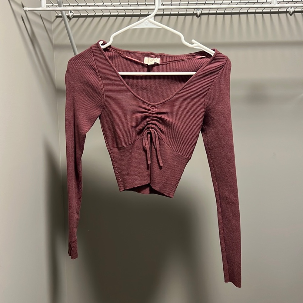 NWOT * L.A. HEARTS Wine Color Ribbed V-Neck Sweater in Size XS